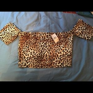 Leopard crop top